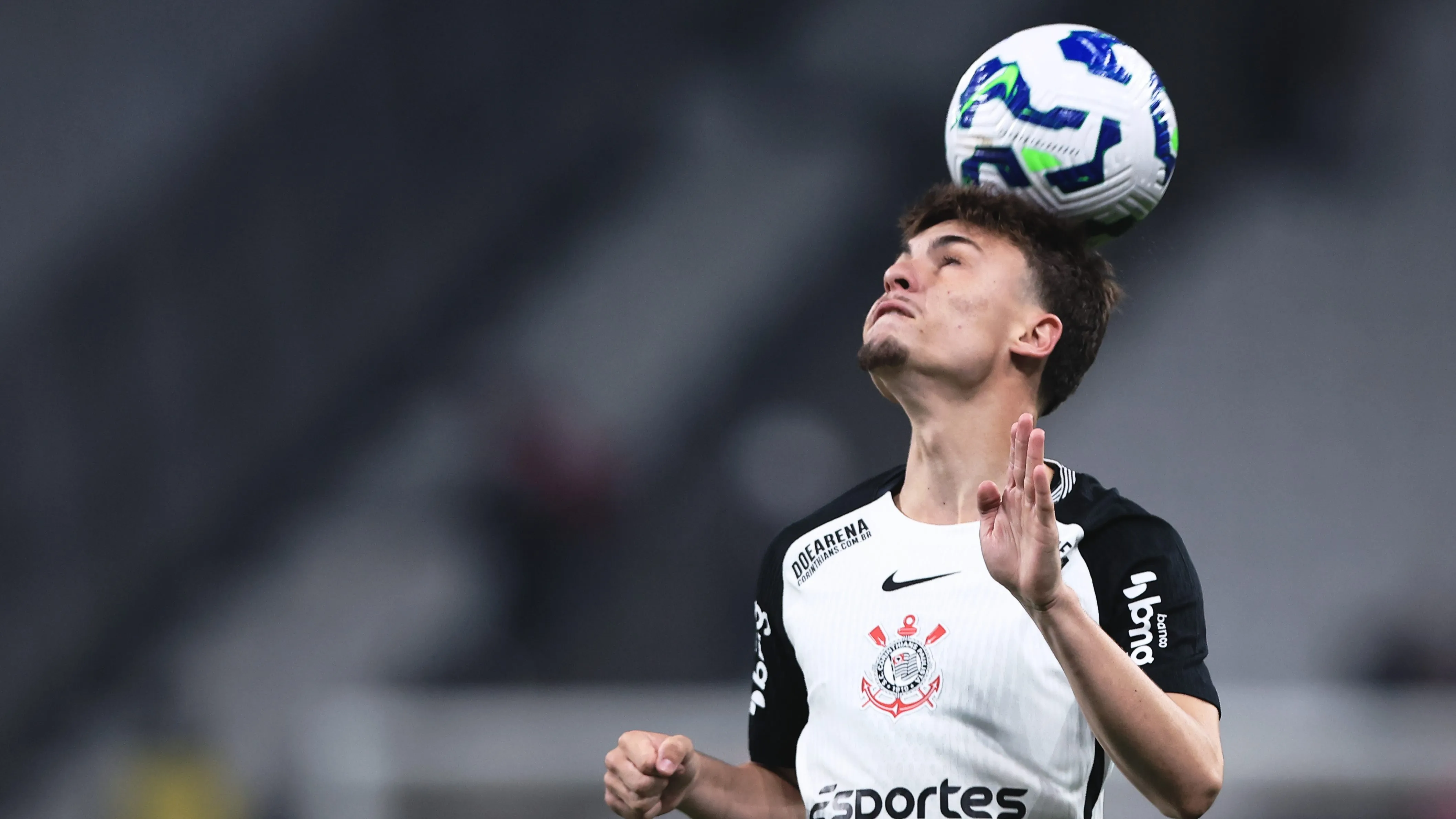 Breno Bidon, jogador do Corinthians durante partida contra o Cruzeiro no estadio Arena Corinthians pelo campeonato Brasileiro A 2025. Foto: Ettore Chiereguini/AGIF