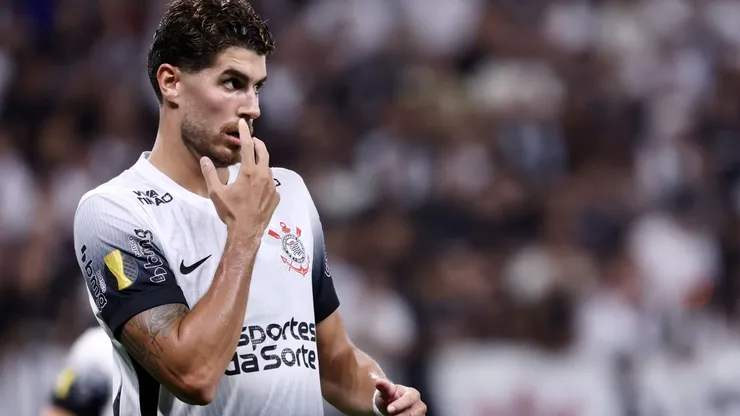 Pedro Raul retorna ao Corinthians e 'briga' com Gui Negão pode esquentar — Foto Marcello ZambranaAGIF