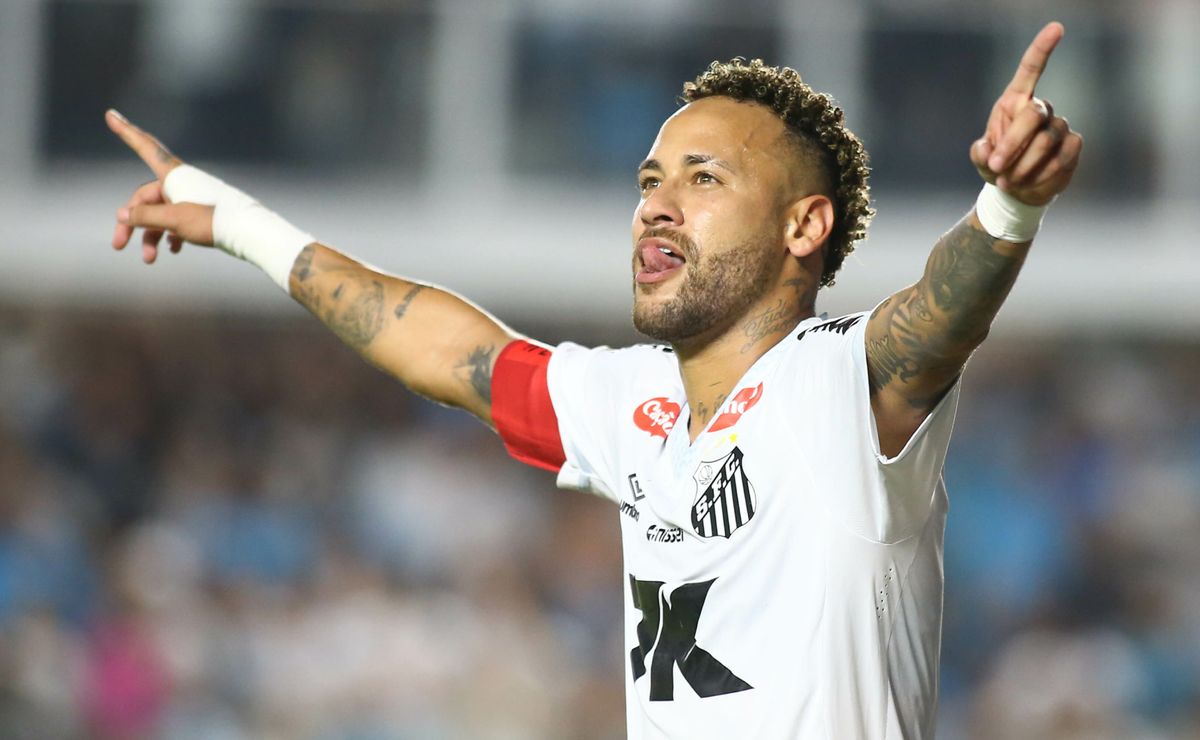 Vojvoda atualiza recuperação de Neymar, demonstra otimismo e anima torcida do Santos