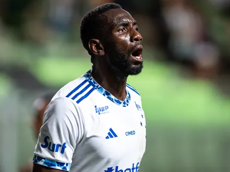 Chapecoense aplica chapéu no Remo e anuncia contratação de Bolasie