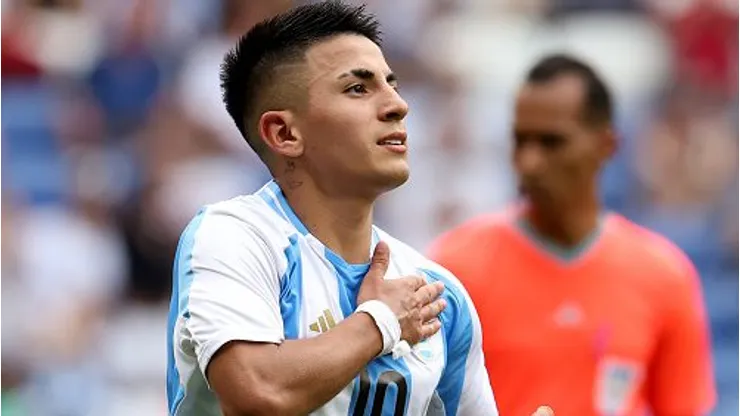 Thiago Almada voltou a ser colocado entre os titulares. Foto: Claudio Villa