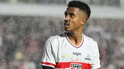 SP - SANTOS - 03/12/2025 - BRASILEIRO A 2025, SAO PAULO X INTERNACIONAL - Marcos Antonio jogador do Sao Paulo durante partida contra o Internacional no estadio Vila Belmiro pelo campeonato Brasileiro A 2025. Foto: Jota Erre/AGIF