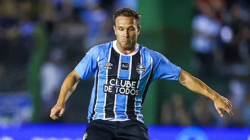 Arthur, volante do Grêmio em partida pelo campeonato gaúcho (Foto: Lucas Uebel / Grêmio)