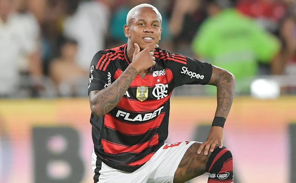 Flamengo aposta em jovem Wallace Yan para surpreender a Portuguesa-RJ na estreia do Carioca