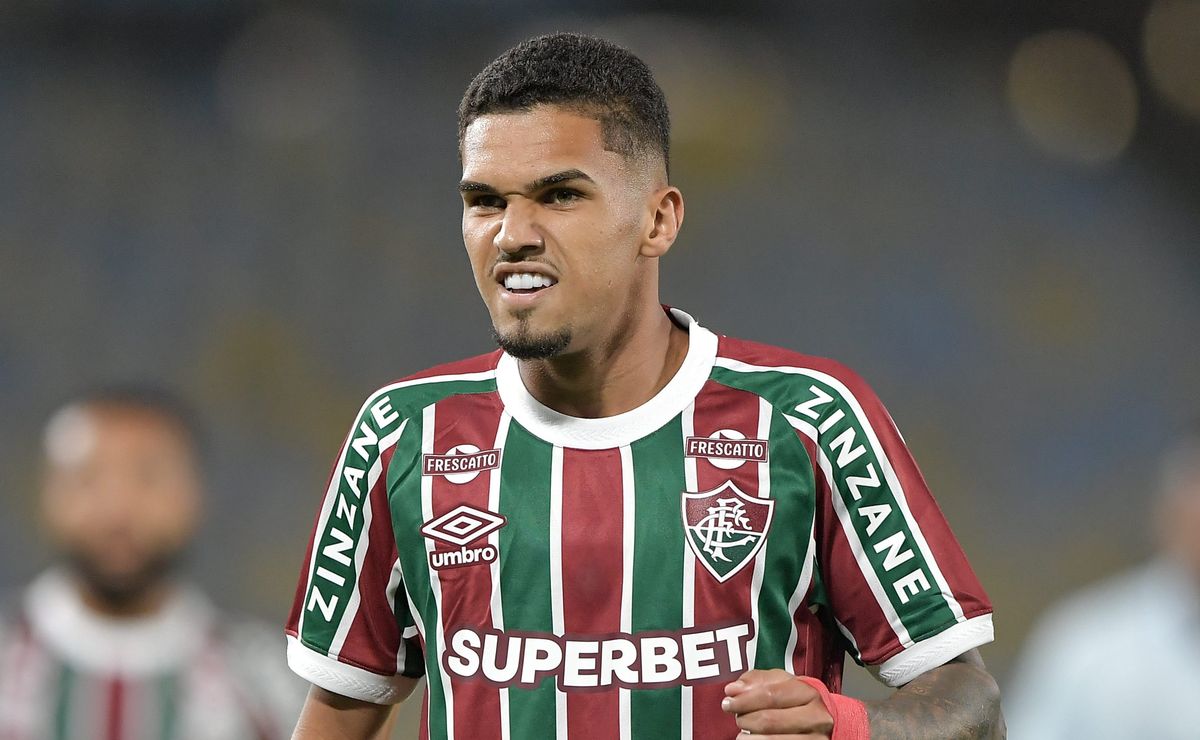 Fluminense aposta em Riquelme, Lezcano e Santi Moreno como alternativas no elenco de Zubeldía