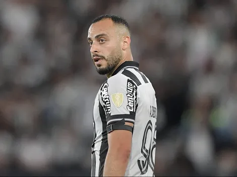 Torino aumenta oferta por Arthur Cabral e Botafogo avalia venda