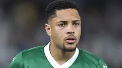 Vitor Roque é dúvida para o clássico.