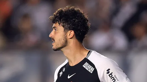 Gustavo Henrique, zagueiro do Corinthians em partida pelo campeonato brasileiro (Foto: Buda Mendes/Getty Images)