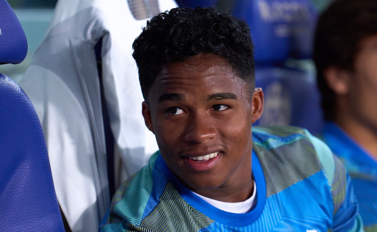 Endrick, ex-Palmeiras, marca em estreia pelo Lyon e anima início de nova fase na Europa