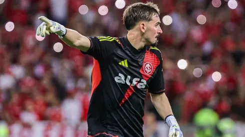 Anthoni, goleiro do Internacional, durante partida contra o Caxias no estadio Beira-Rio pelo campeonato Gaucho 2025. Foto: Maxi Franzoi/AGIF