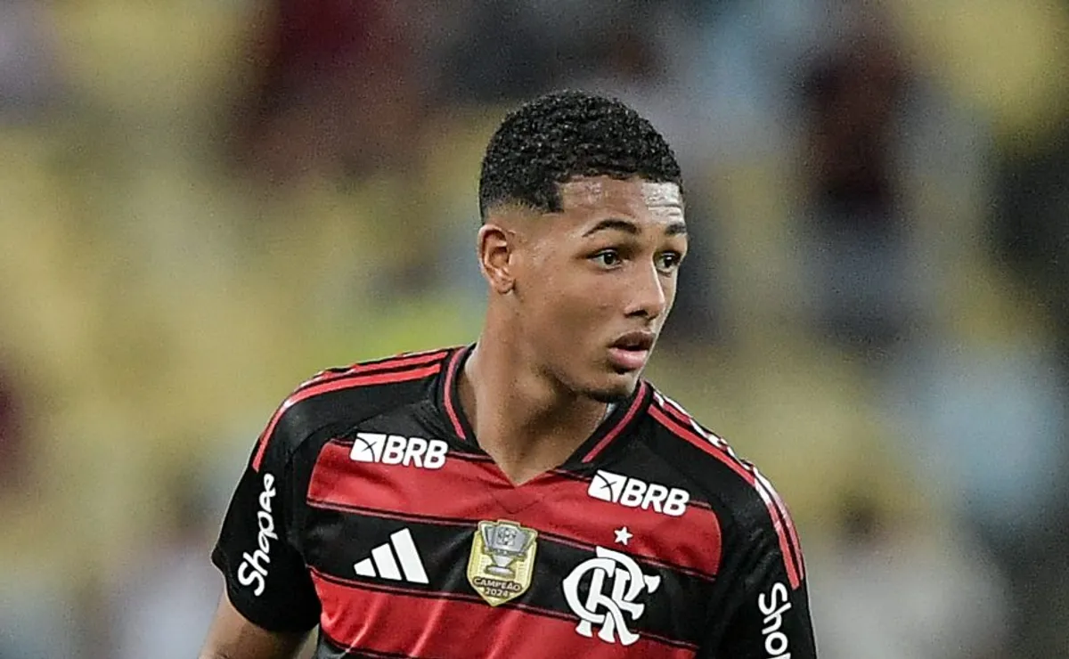 João Victor é alvo de críticas após falhas que custam empate do Flamengo contra a Portuguesa-RJ