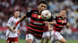 Daniel Sales em partida pelo sub-20 do Flamengo