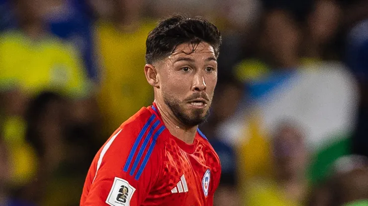 Loyola, volante chileno do Independiente-ARG - Foto: Ruano Carneiro/Getty Images