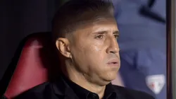 Esquema de três zagueiros não funciona e São Paulo perde para o Mirassol