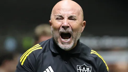 Sampaoli mostra incômodo sobre indefinição em relação a Rony.