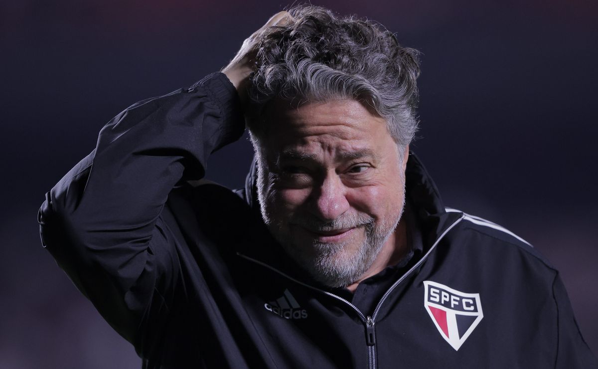 Flamengo vai com tudo pela contratação de Marcos Antônio aproveitando impeachment de Julio Casares