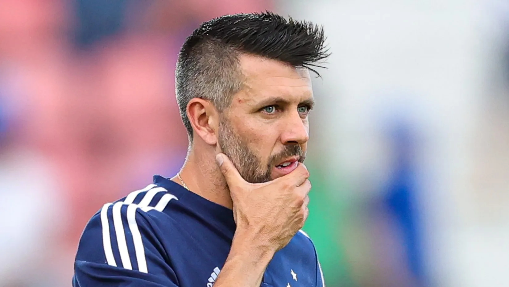 Pezzolano, técnico do Inter. Foto: Gilson Junio/AGIF