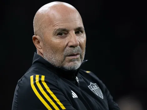 Sampaoli desconversa sobre saída de Hulk ao Fluminense