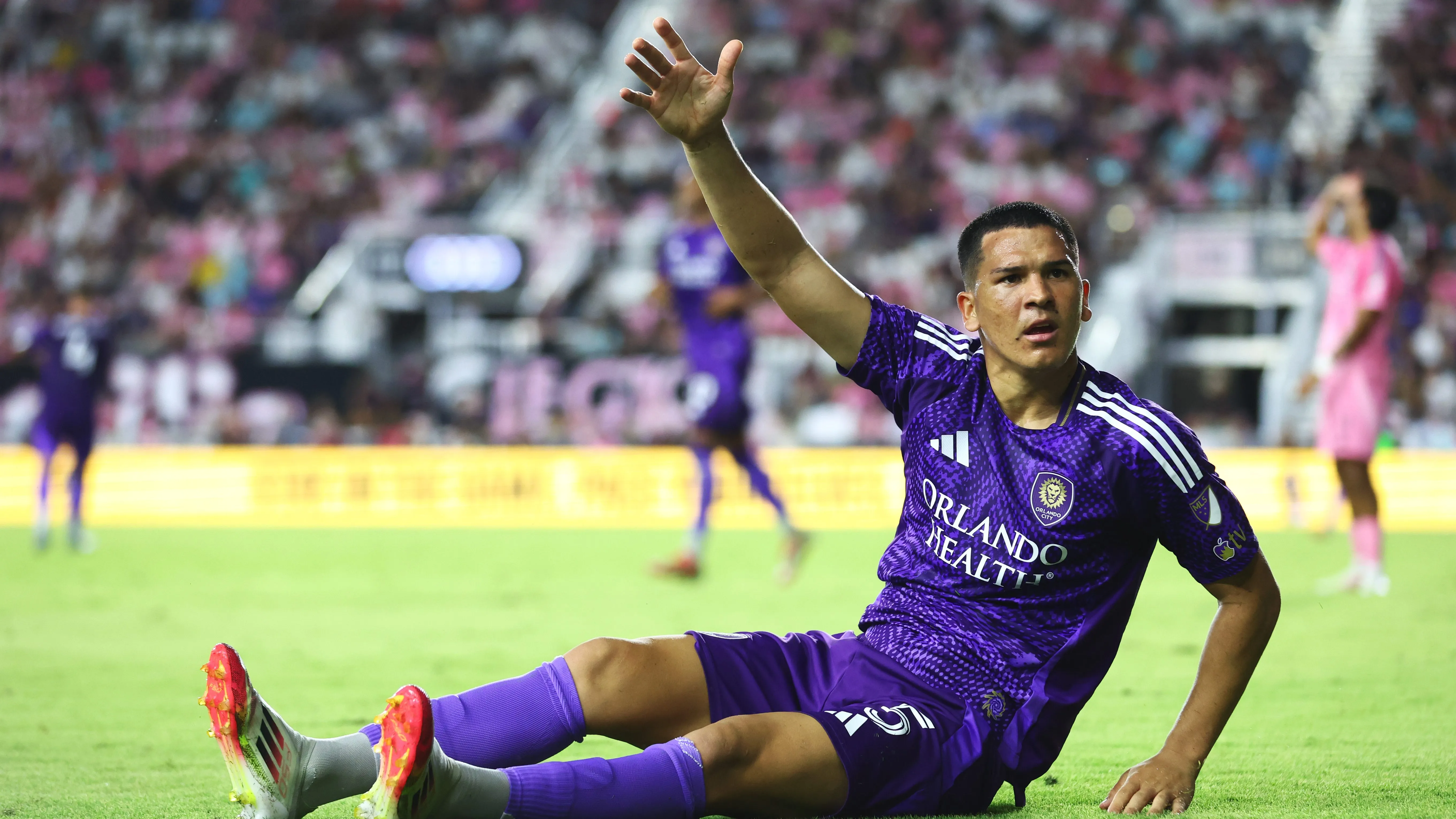 César Araújo está livre no mercado - (Photo by Megan Briggs/Getty Images).