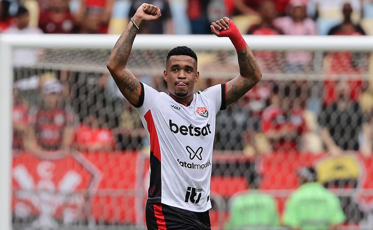 Internacional dá passo decisivo para acertar a contratação de Alerrandro, centroavante do CSKA Moscou