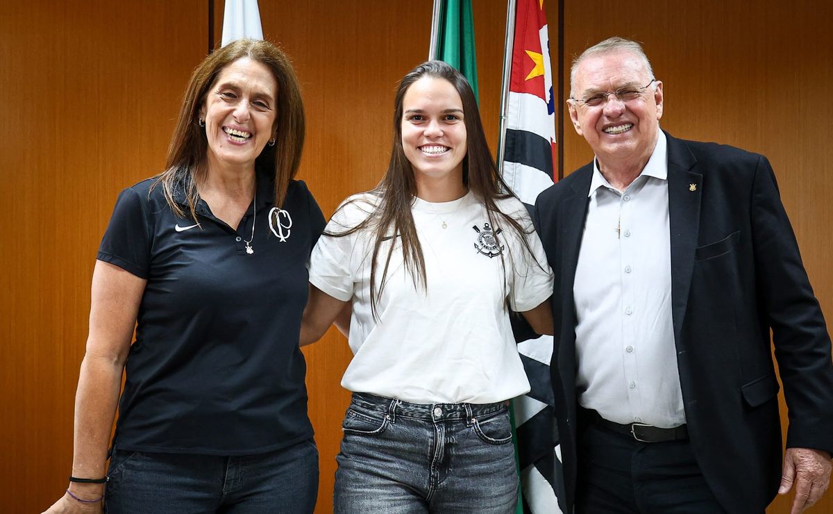 Corinthians acerta o retorno da meia Ana Vitória, ex-Atlético de Madrid, até o final de 2028