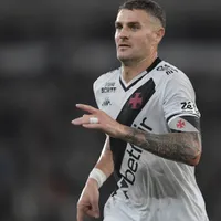 Vasco desmente rumores sobre possível saída de Vegetti