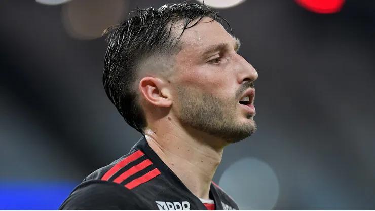 Matías Viña estreou pelo River Plate.