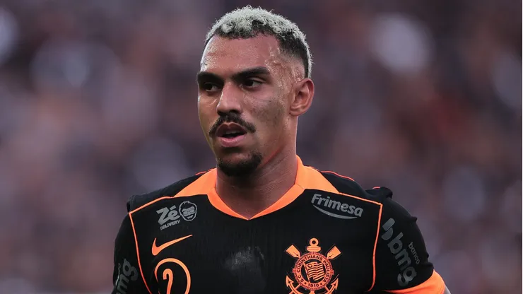 Matheuzinho jogador do Corinthians durante partida contra o Ponte Preta no estadio Arena Corinthians pelo campeonato Paulista 2026. Foto: Ettore Chiereguini/AGIF