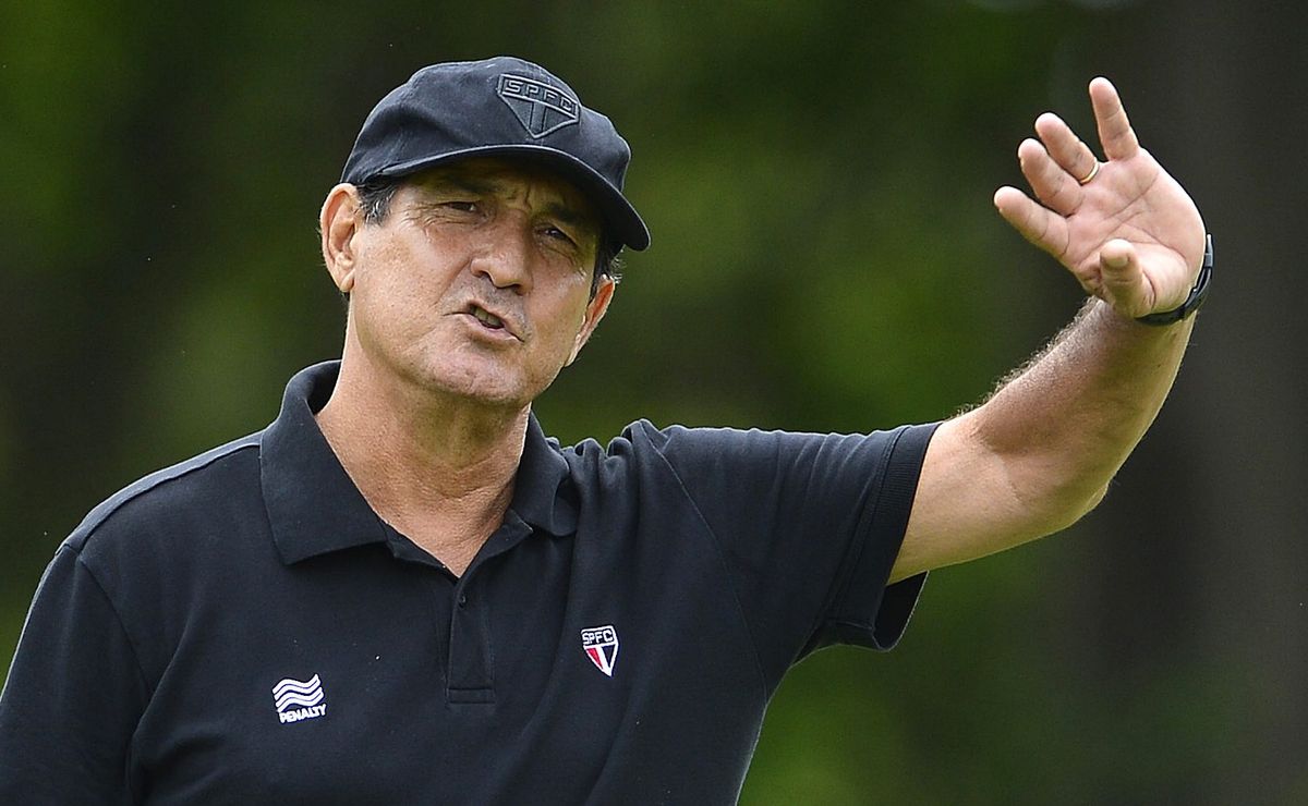 Muricy Ramalho está incomodado no São Paulo e deve pedir demissão após grave crise política e financeira