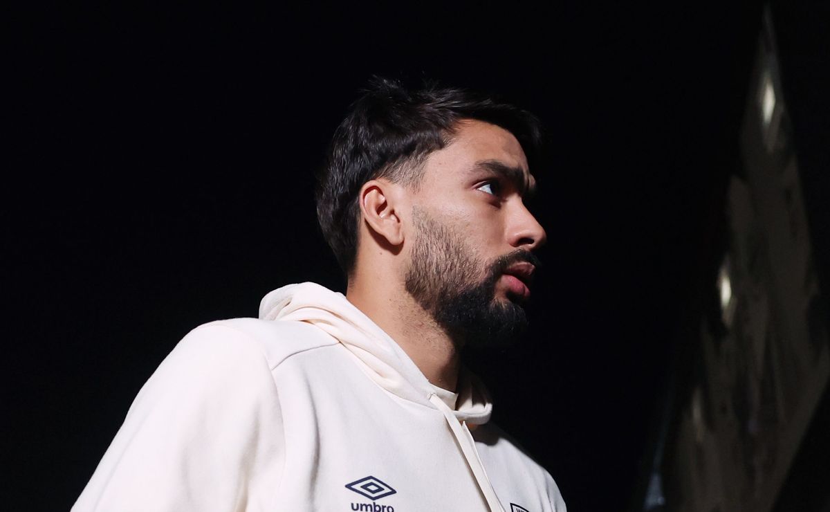 Flamengo acerta tempo de contrato e salário com Paquetá e só falta exigência do West Ham