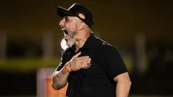 Rafael Guanaes tecnico do Mirassol durante partida contra o Sao Paulo no estadio Jose Maria de Campos Maia pelo campeonato Brasileiro A 2025. Foto: Vinicius Silva/AGIF