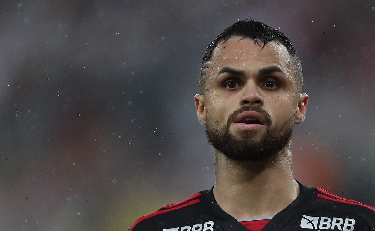 Flamengo recebe proposta e Michael pode ir para a Arábia após Santos desistir do atacante