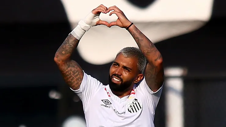 Gabigol marca para o Santos