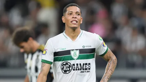 Kauã Diniz jogador do America-MG lamenta durante partida contra o Atletico-MG no estadio Mineirao pelo campeonato Mineiro 2025. Foto: Gilson Lobo/AGIF