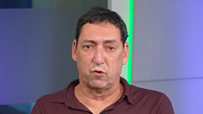 Foto: Reprodução/YouTube – PVC se empolga com brilho de trio no fim de semana na Europa.