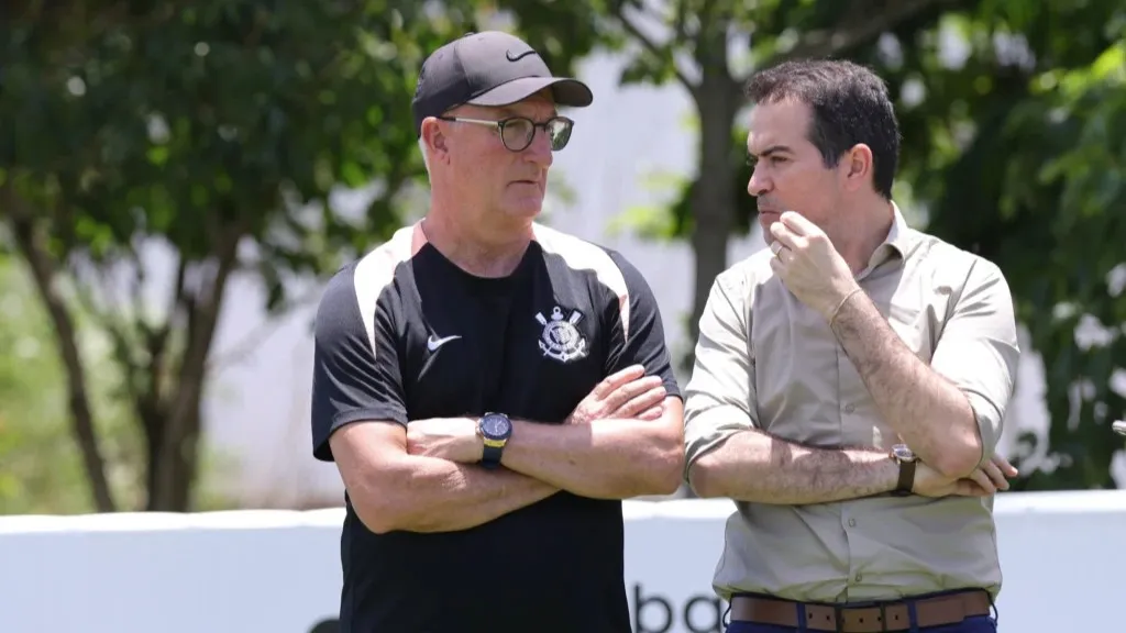 Dorival Jr e Marcelo Paz durante treino do Corinthians. Foto: José Manoel Idalgo/Agência Corinthians