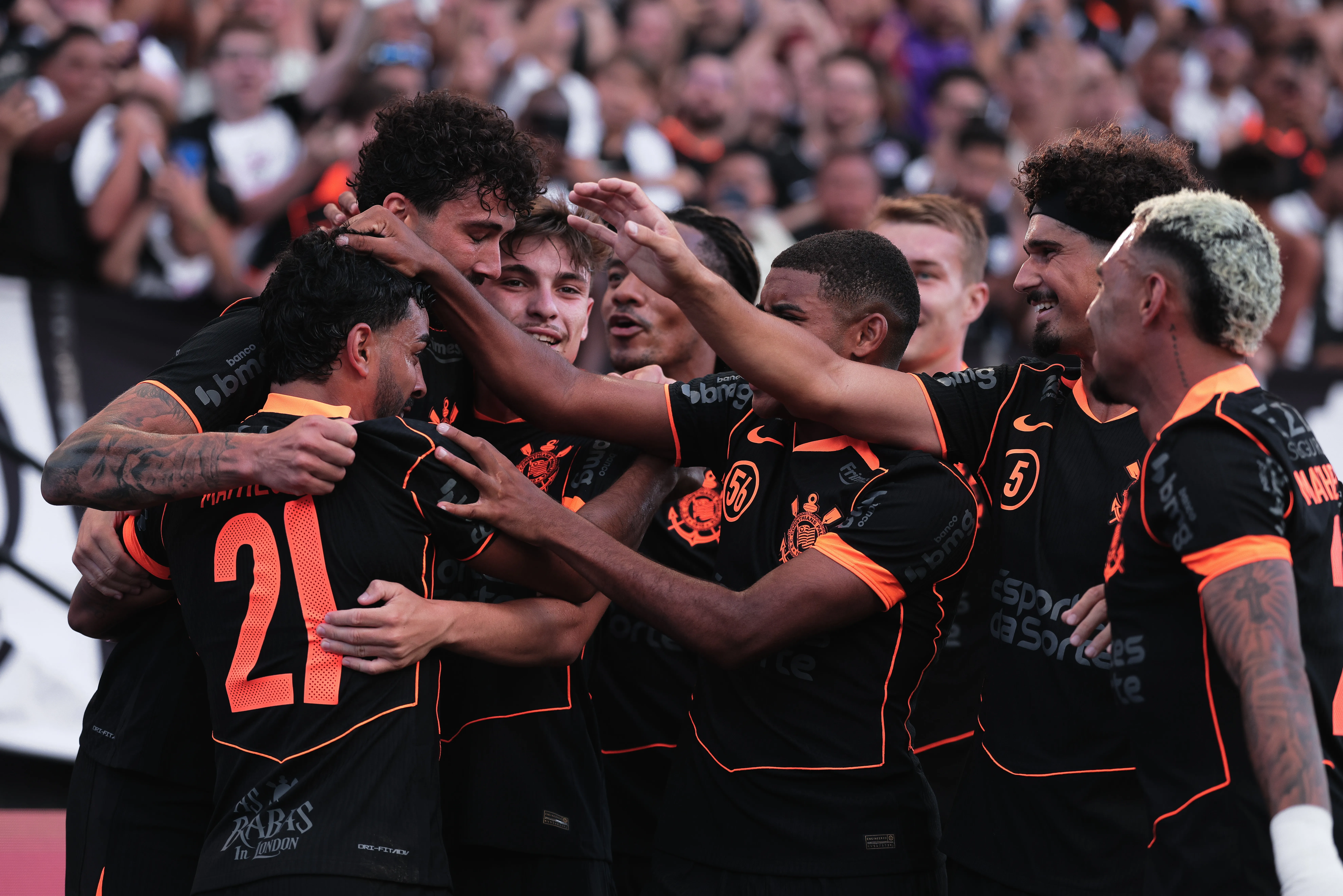 Corinthians estreia com vitória sobre a Ponte Preta. Foto: Ettore Chiereguini/AGIF