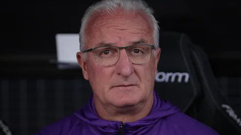 Dorival liga o alerta sobre sequência do Corinthians no Campeonato Paulista.