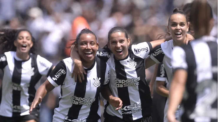 Comemoração jogadoras Corinthians. Foto: Alan Morici/AGIF