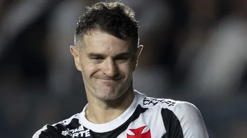 Vegetti tem um dos maiores salários do elenco do Vasco