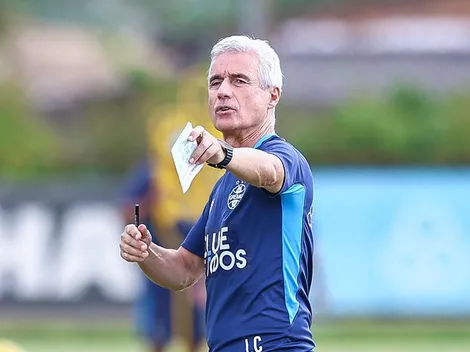 Willian ganha nova função em mudança de escalação de Castro