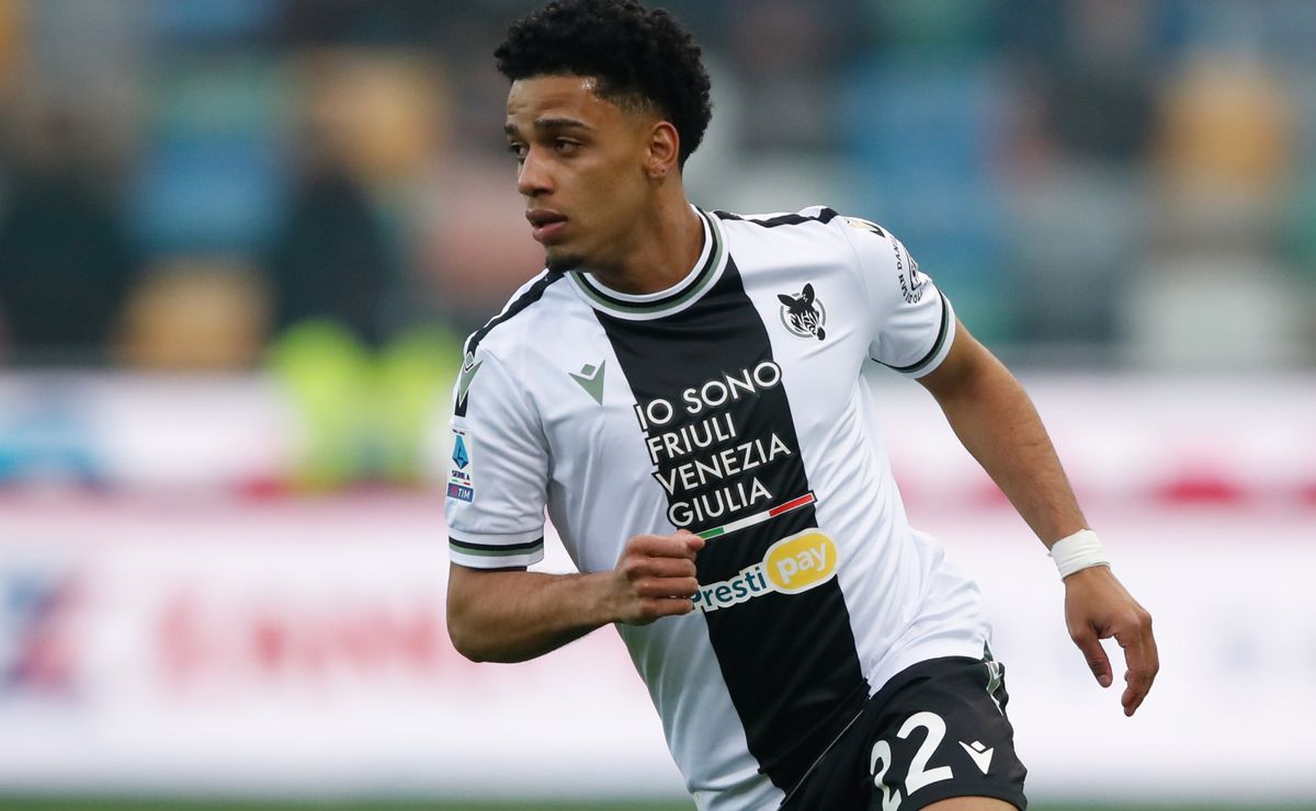 Vasco intensifica investida por Brenner e apresenta proposta oficial pelo atacante