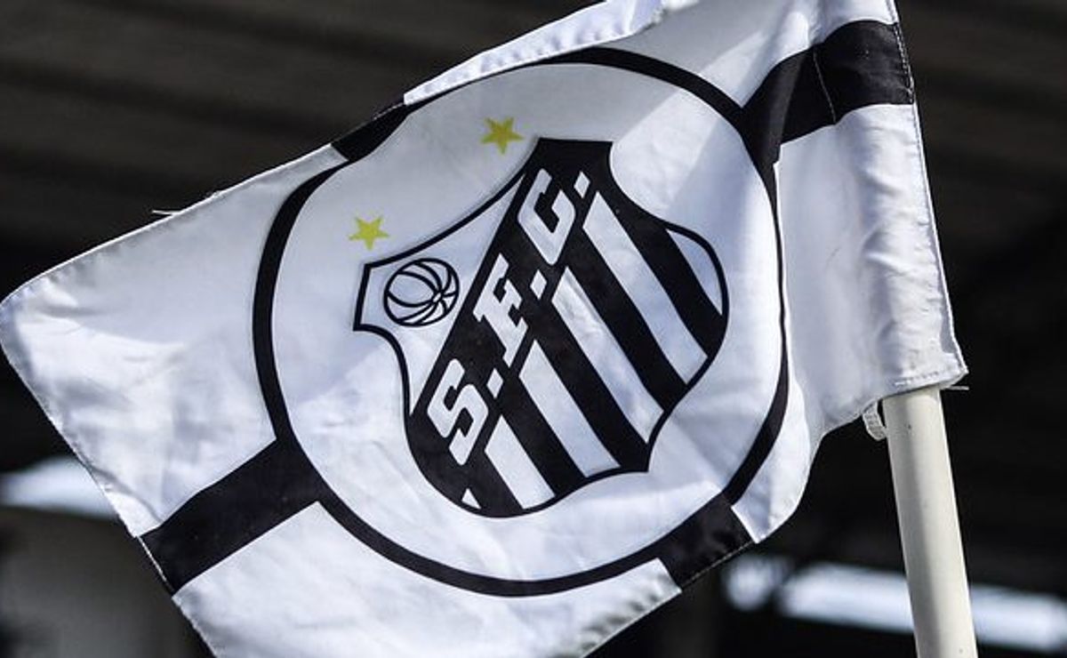 Santos recebe proposta de cerca de R$ 1 bilhão para vender SAF e família colombiana faz oferta oficial