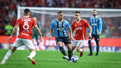 Cuéllar e Borré no último Grenal disputado em 2025