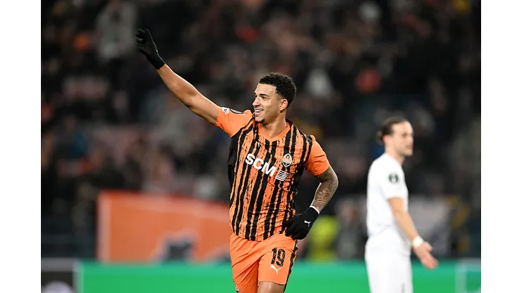 KRAKOW, POLAND - NOVEMBER 06: Kaua Elias of Shakhtar Donetsk celebrates scoring his team's second goal during the UEFA Conference League 2025/26 League Phase MD3 match between FC Shakhtar Donetsk and Breidablik at Henryk Reyman's Municipal Stadium on November 06, 2025 in Krakow, Poland. (Photo by Mateusz Slodkowski/Getty Images)