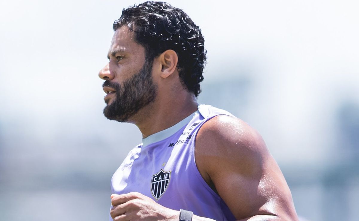 Hulk tem polêmica sobre oferta de aposentadoria esclarecida por Pedro Daniel, CEO do Atlético