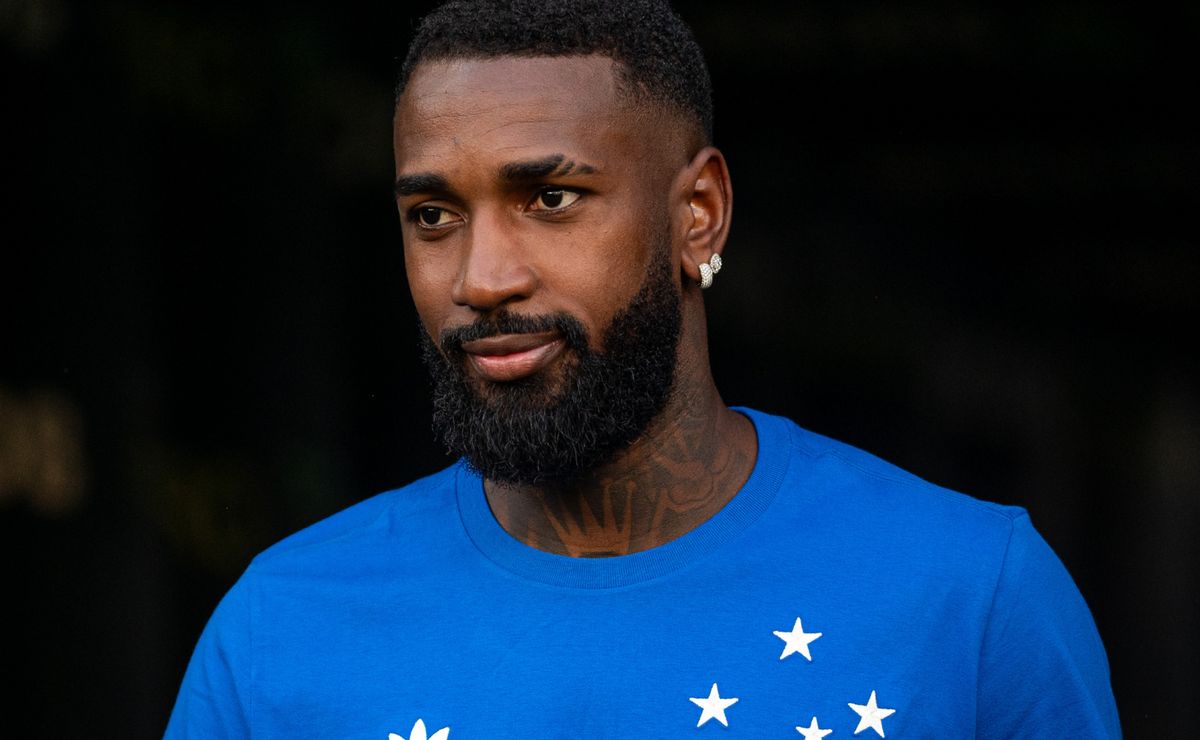 Mercado da Bola: as principais movimentações e atualizações da janela de transferências