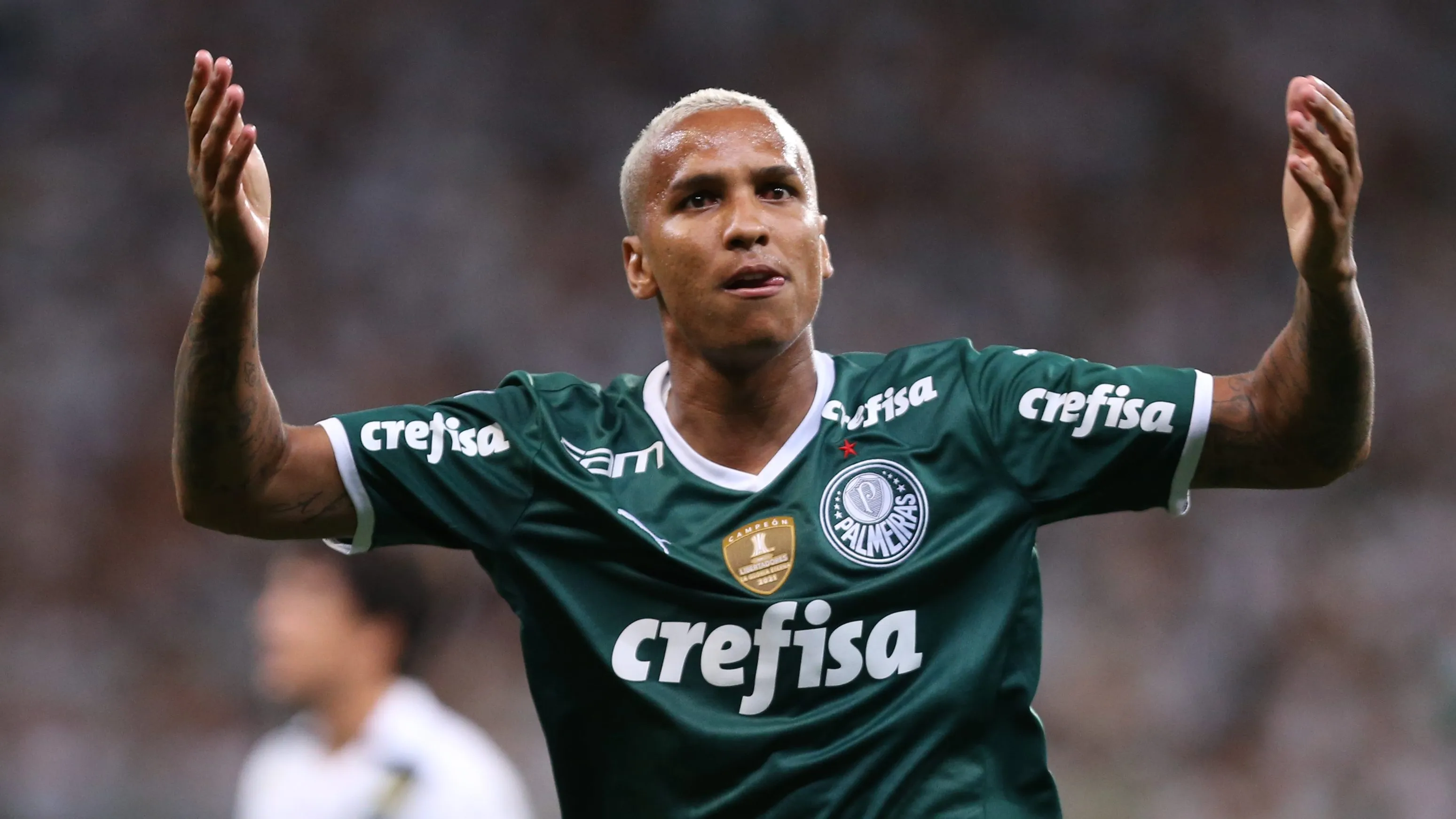 Deyverson em campo pelo Palmeiras. Foto: Marcello Zambrana/AGIF