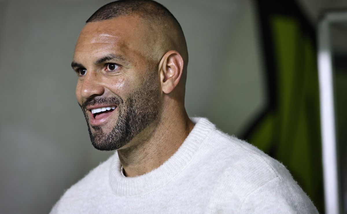 Palmeiras libera Weverton, e Grêmio fica muito perto de fechar com goleiro histórico do Verdão