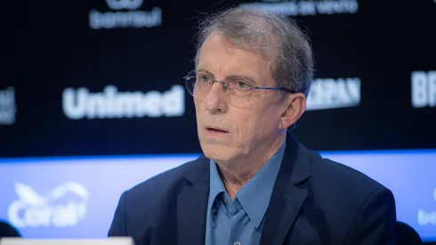 Odorico Roman, presidente do Grêmio, em coletiva